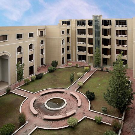 Avari Xpress, Islamabad ラーワルピンディー エクステリア 写真