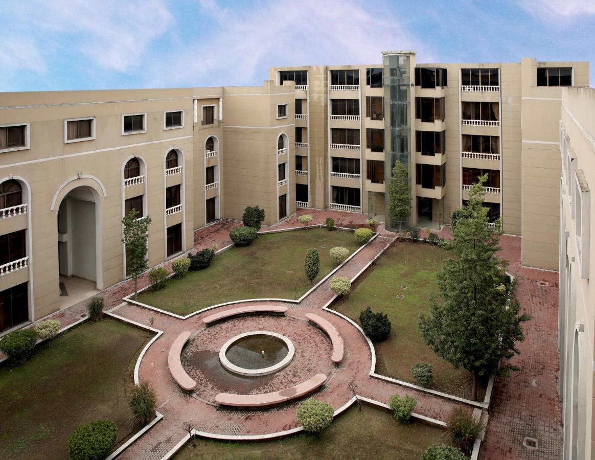 Avari Xpress, Islamabad ラーワルピンディー エクステリア 写真