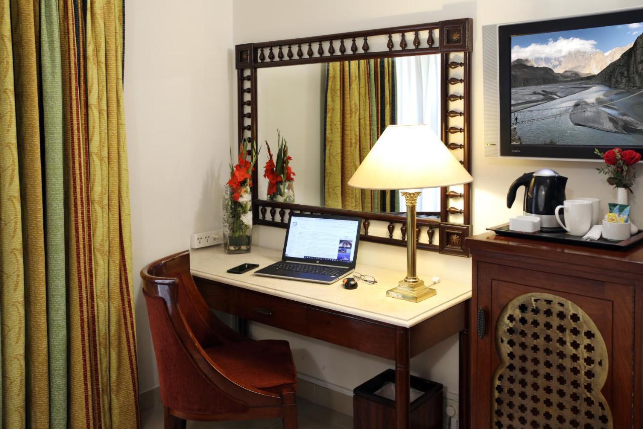 Avari Xpress, Islamabad ラーワルピンディー エクステリア 写真